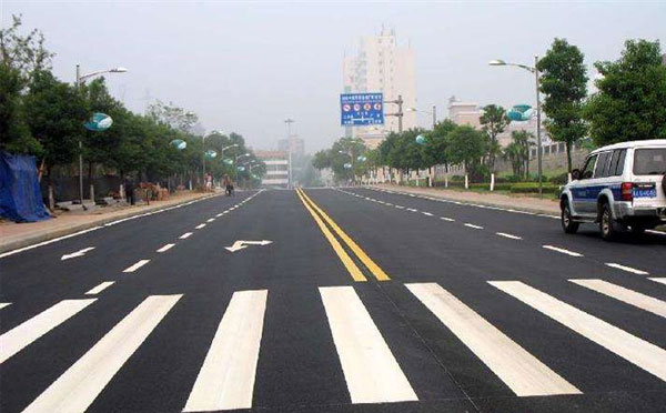 共和标线涂料在共和环氧地坪项目中的选择与应用